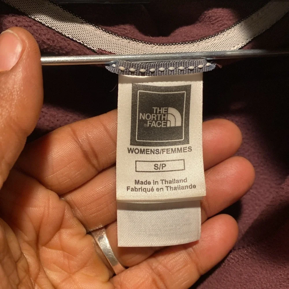 The North Face Maroon and Gray Half-Zip Pullover - Picture 7 of 10